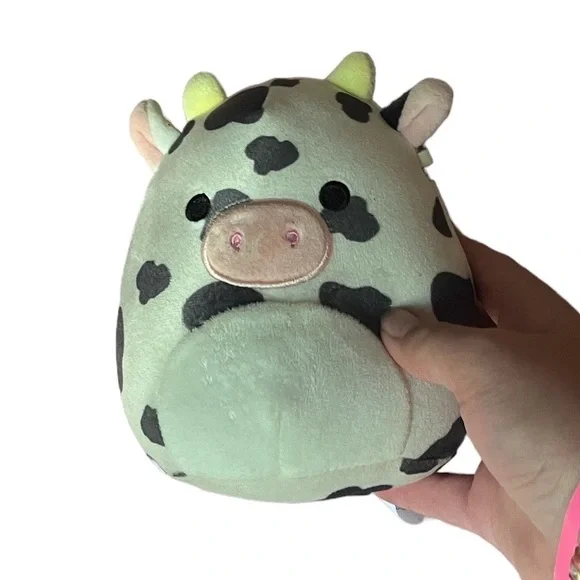 Colin the Black and White Cow 5" Plush Squishmallow by Kelly Toys - Picture 1 of 3